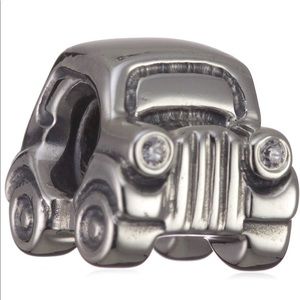 Pandora ‘Charm Car’ 790405CZ
